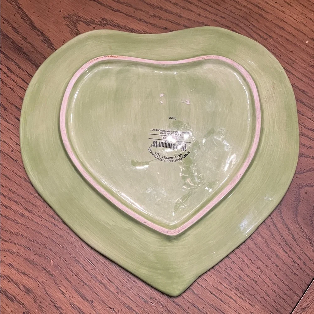 Pier 1 Imports Ladybug Leaf Dinner Plate‎
